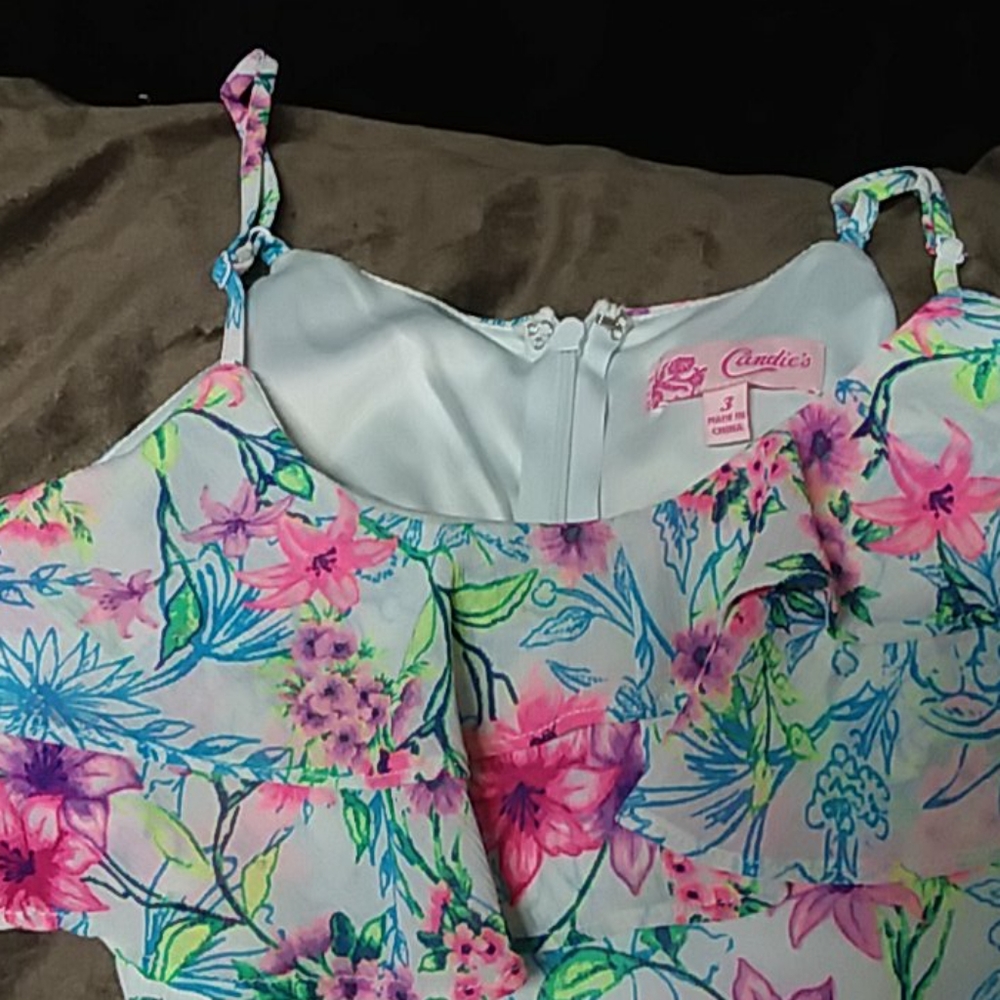 Dress - Picture 3 of 5